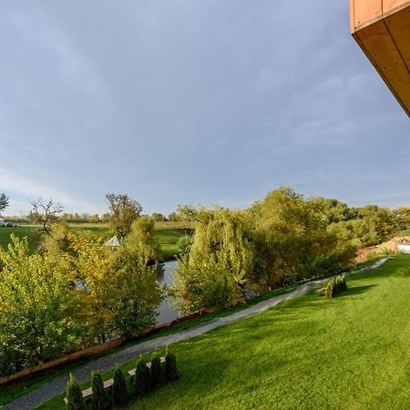 Il Lago - Sunrise - Cozy Luxurious Smart Home By The Lake Voluntari Exteriér fotografie